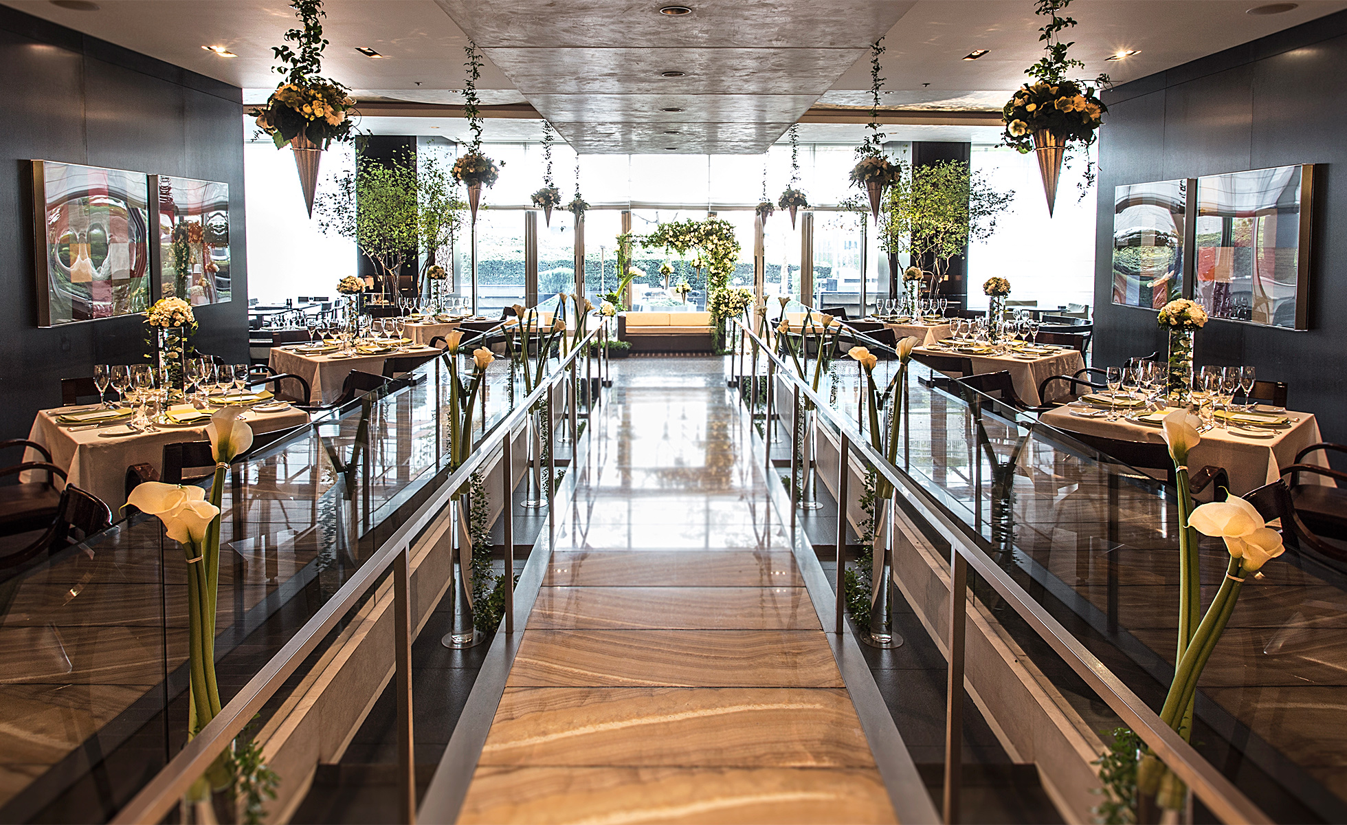 Restaurant Wedding