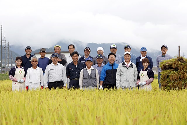 Shunbou Rice Group shot 640