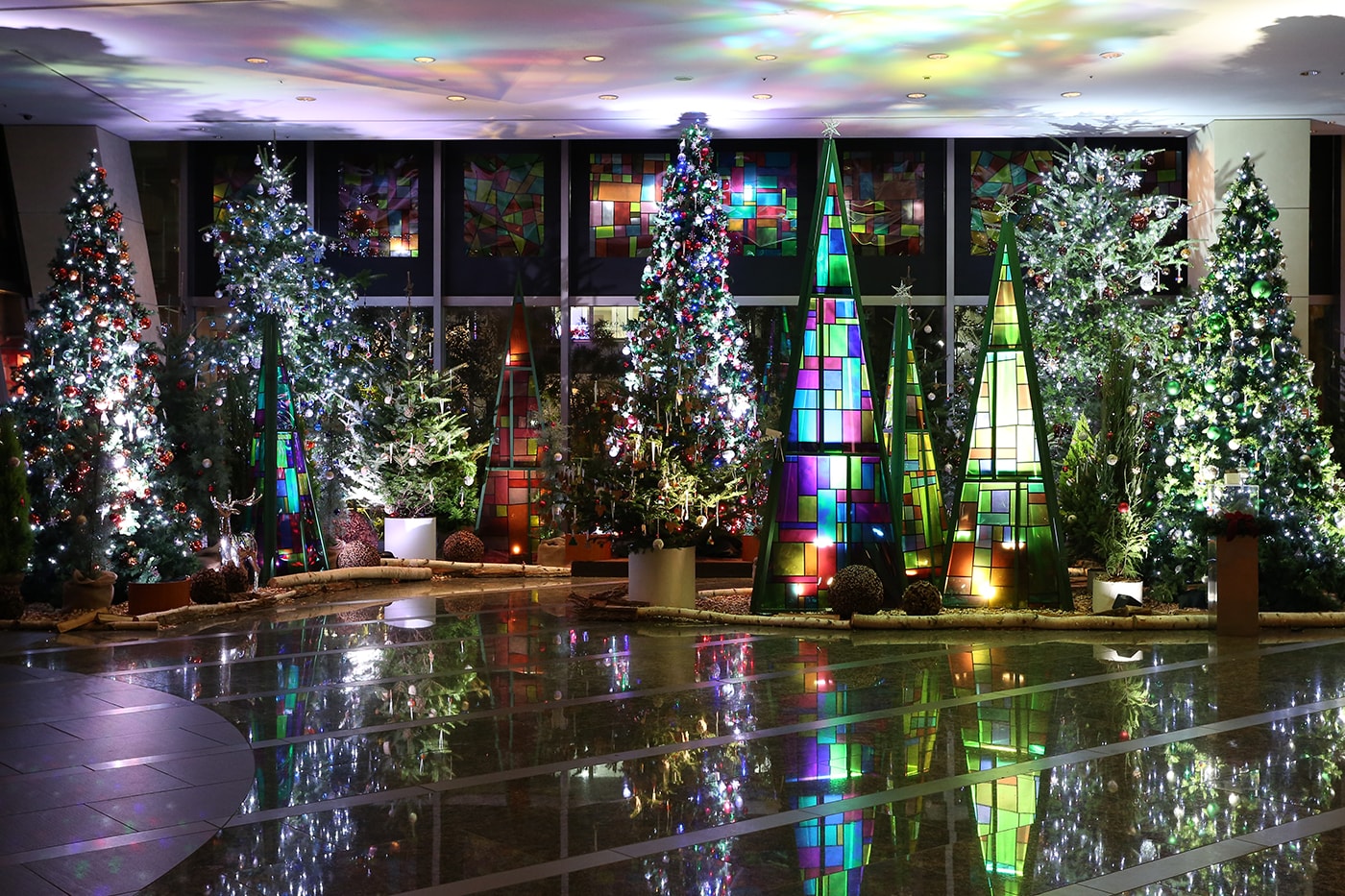 Christmas Lobby Area