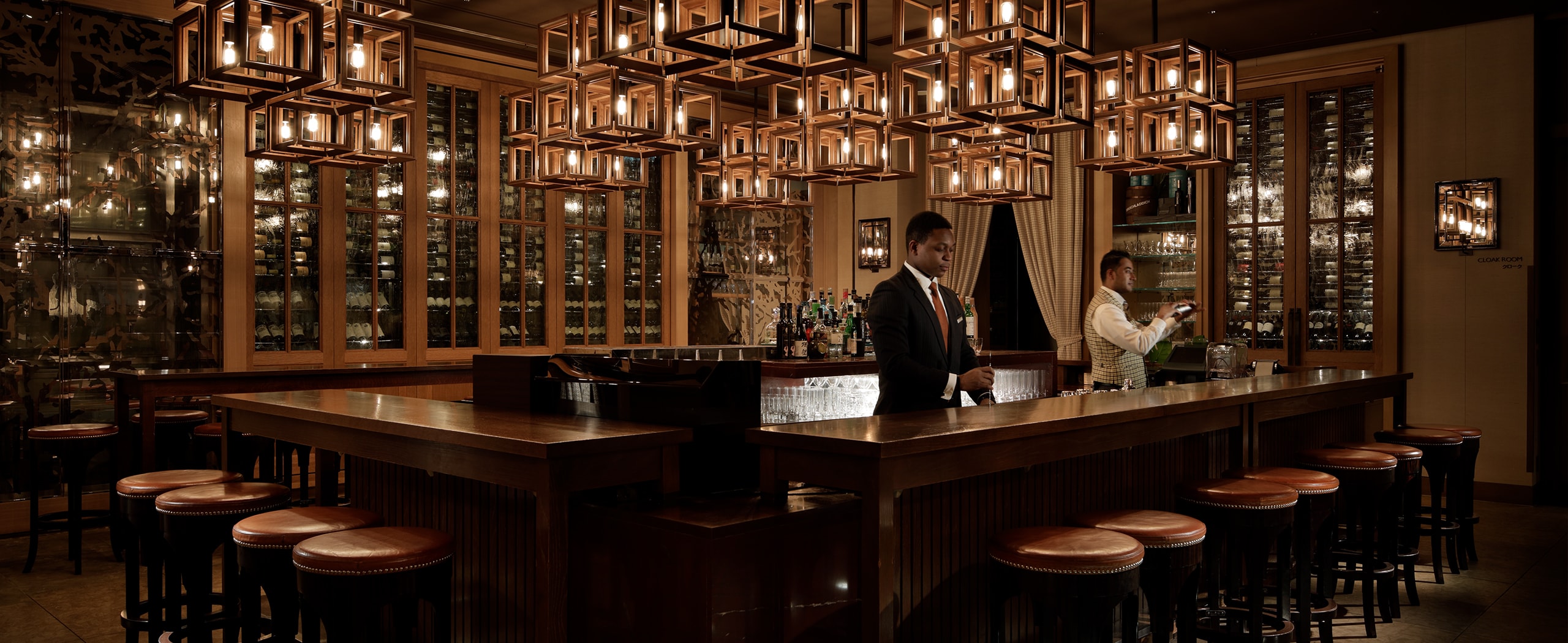 The Oak Door, Steakhouse ｜Restaurants at a Luxurious Roppongi hotel, Grand Hyatt Tokyo