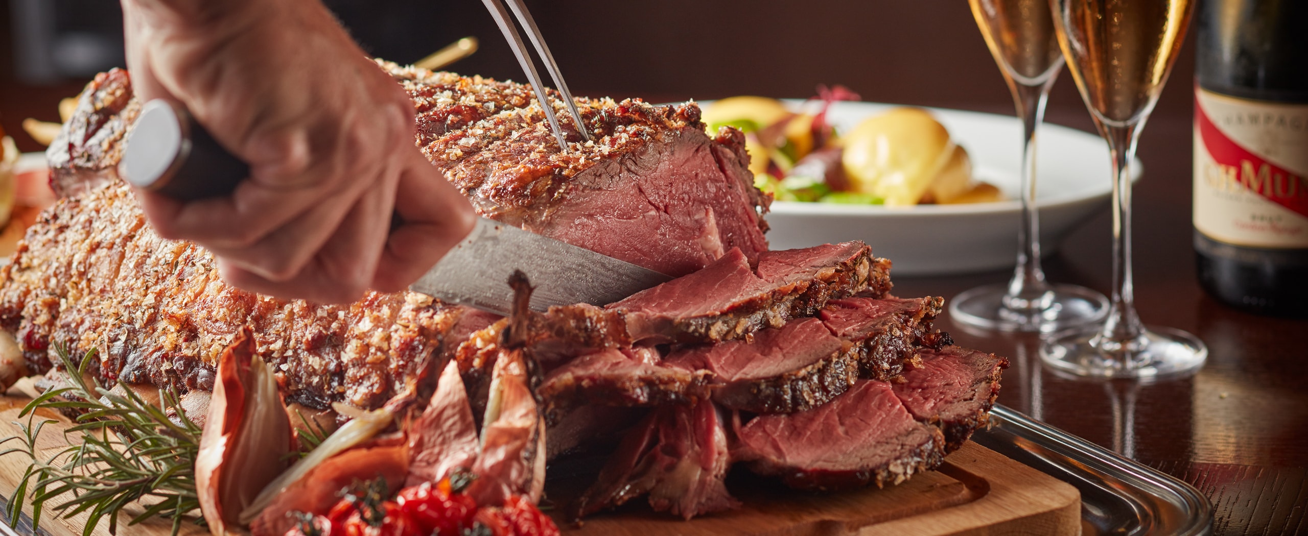 The Oak Door, Steakhouse ｜Restaurants at a Luxurious Roppongi hotel, Grand Hyatt Tokyo