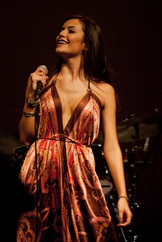 Maduro Singer Tabatha