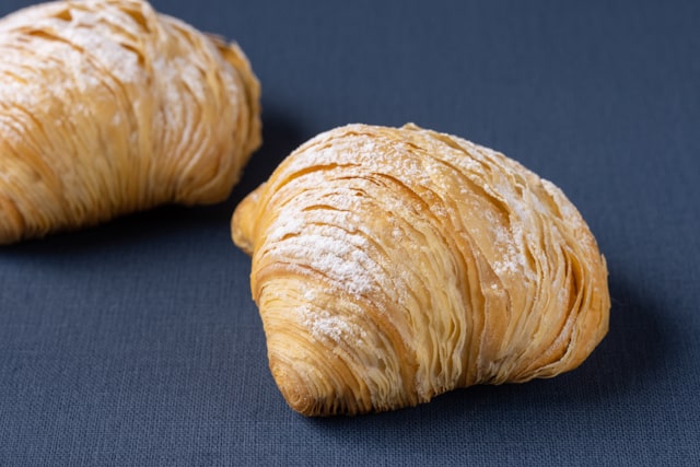 Sfogliatella Pear