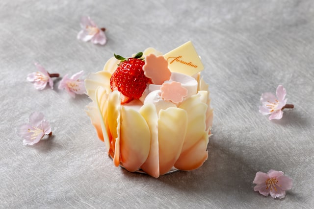 Grand Premium Shortcake Sakura 2024