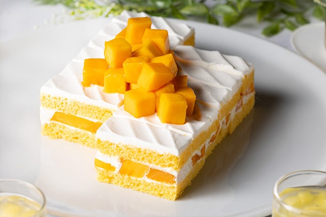 Dessert-Mango-Shortcake-Summer-Buffet-2025-640-min