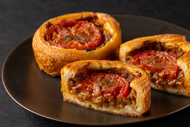 Tomato Curry Danish