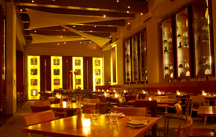 04 Fiorentina Dining Room Night