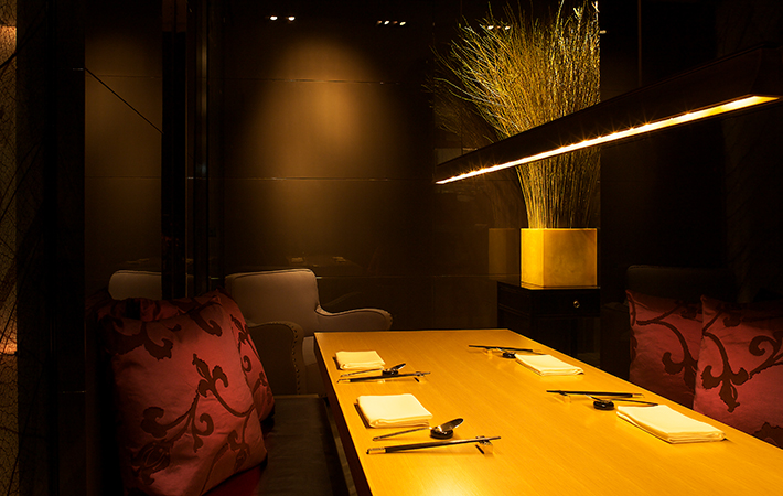 11 Chinaroom Private Dining Room Black and White