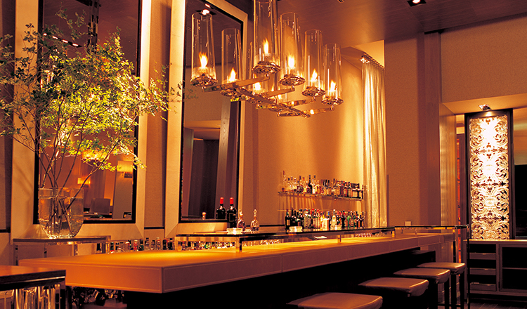 Maduro Bar Counter