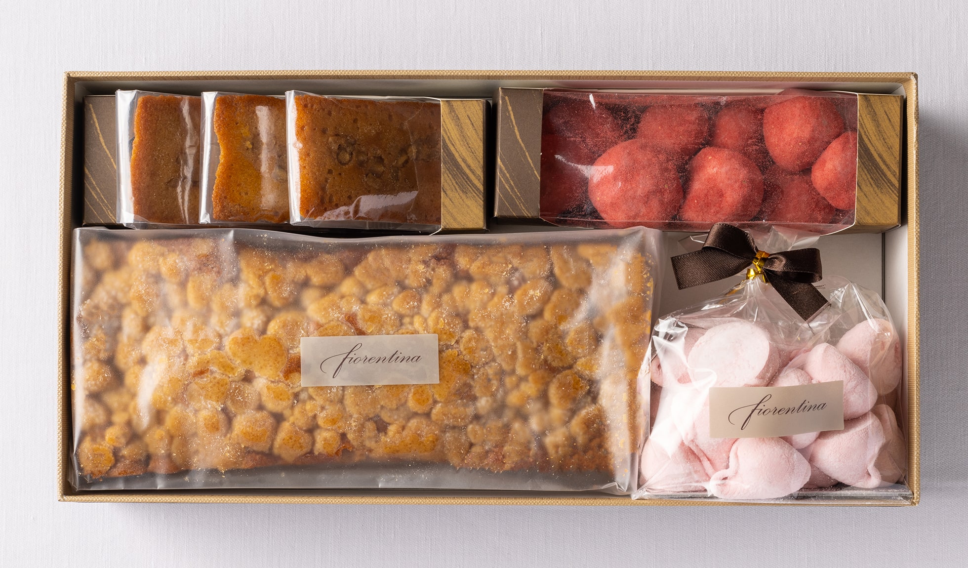 Fiorentina-Pastry-Boutique-Hamper-M-main-image-min