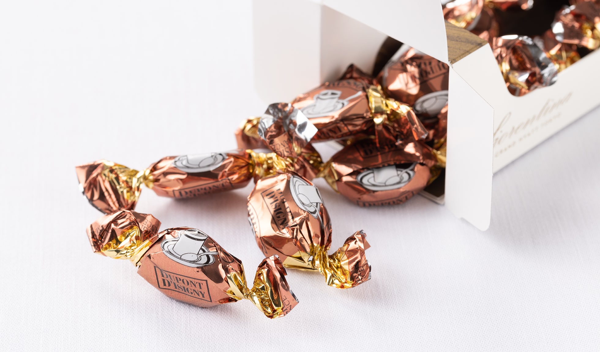 Fiorentina-Pastry-Boutique-box-espresso-candies-main-image-2-min