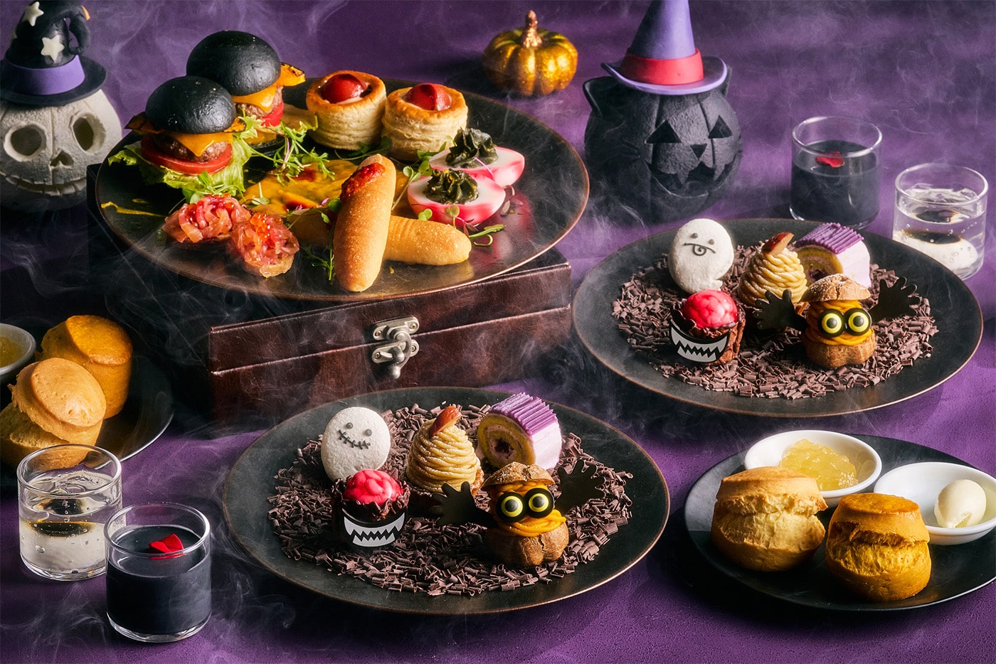 Halloween Afternoon Tea Main Image 2025 The French Kitchen Grand Hyatt Tokyo