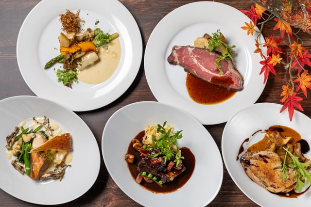 Main dish selection from autumn Semi buffet