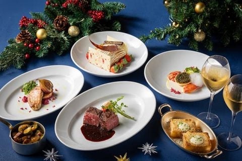 Festive Christmas Dinners 2025