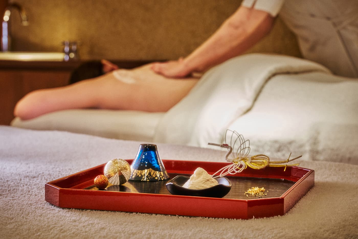 Indulge in a New Year treatment featuring pure gold leaf and fermented sake lees