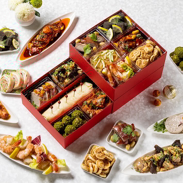 New Year Osechi Set Square