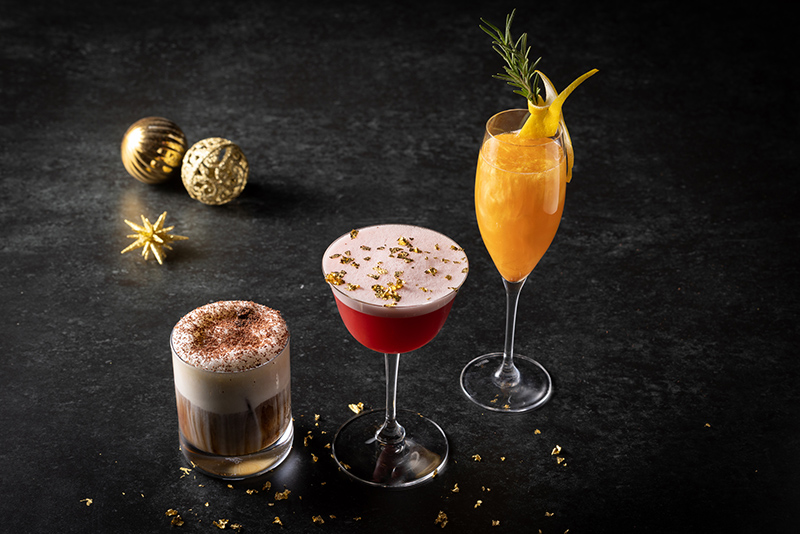 Original Holiday Cocktails at The Oak Door Bar
