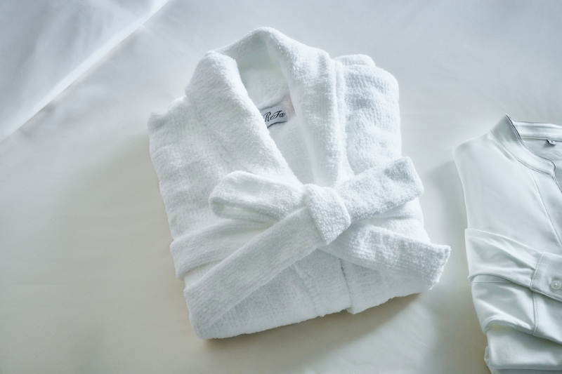 ReFa Chenille Room Gown