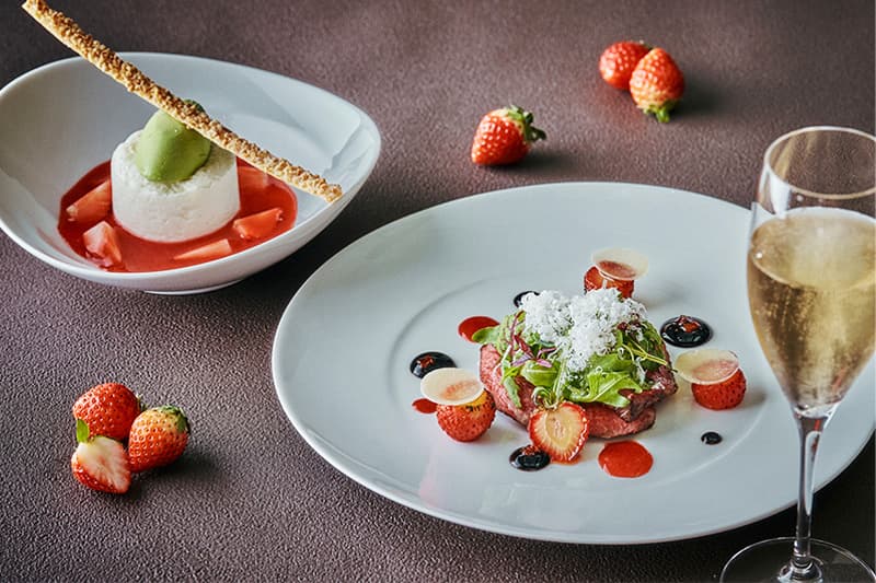 Strawberry-Dinner-Course-Main-Image