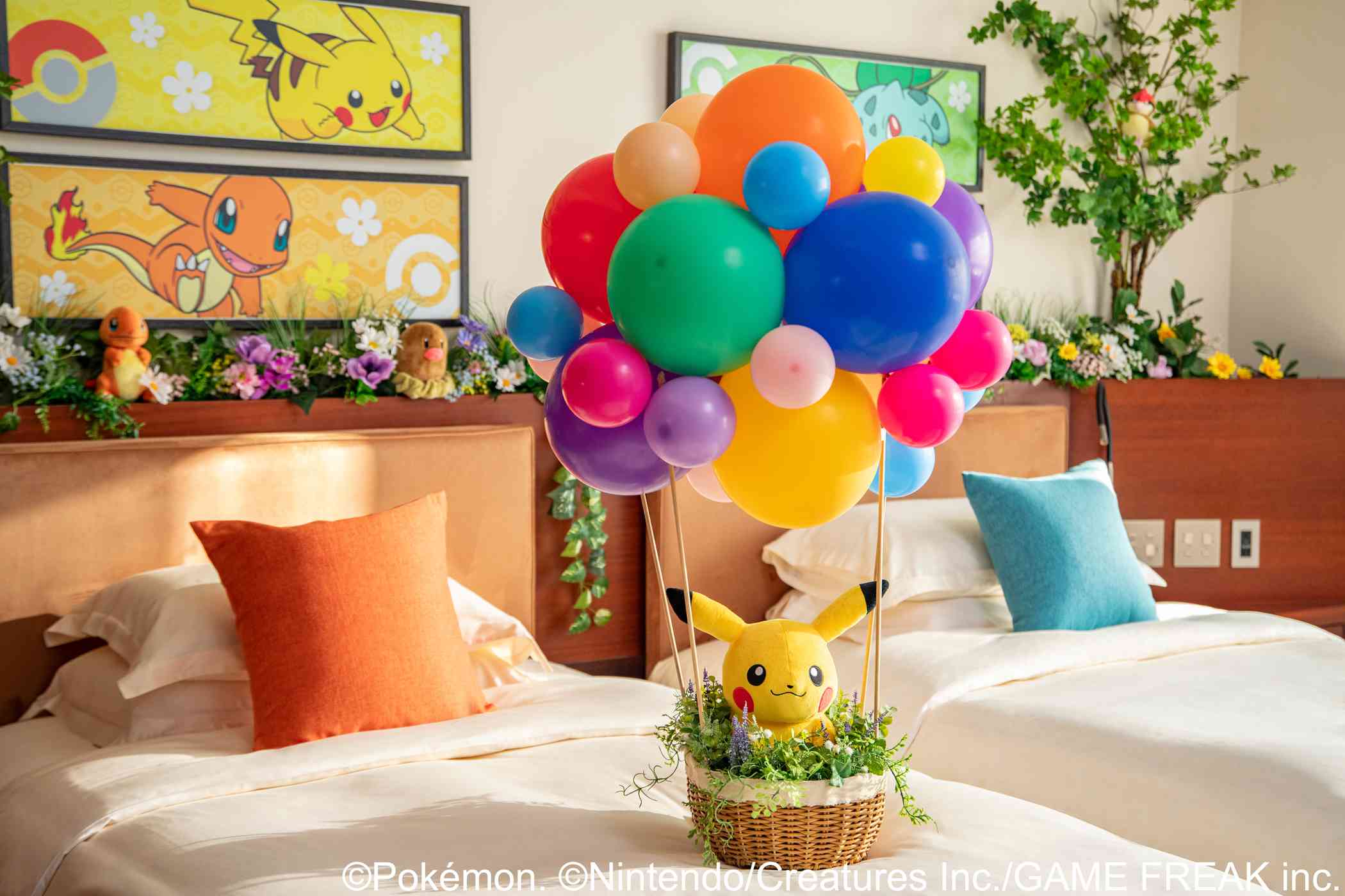 Soratobu-Pikachu-Special-Decoration-Pokemon-30th-Anniversary-Grand-Adventure-Stay