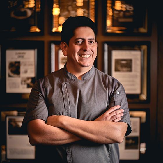 The Oak Door Chef Rafael Carrera 560x560