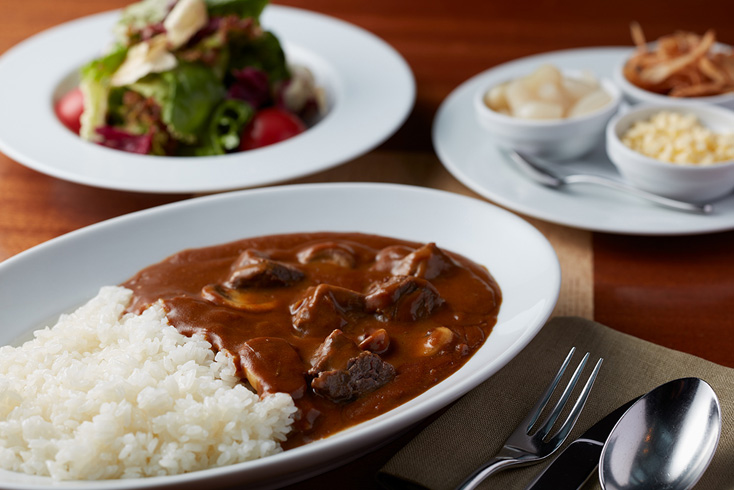 カレーライスやナポリタン、昔ながらの洋食屋さんのメニュー