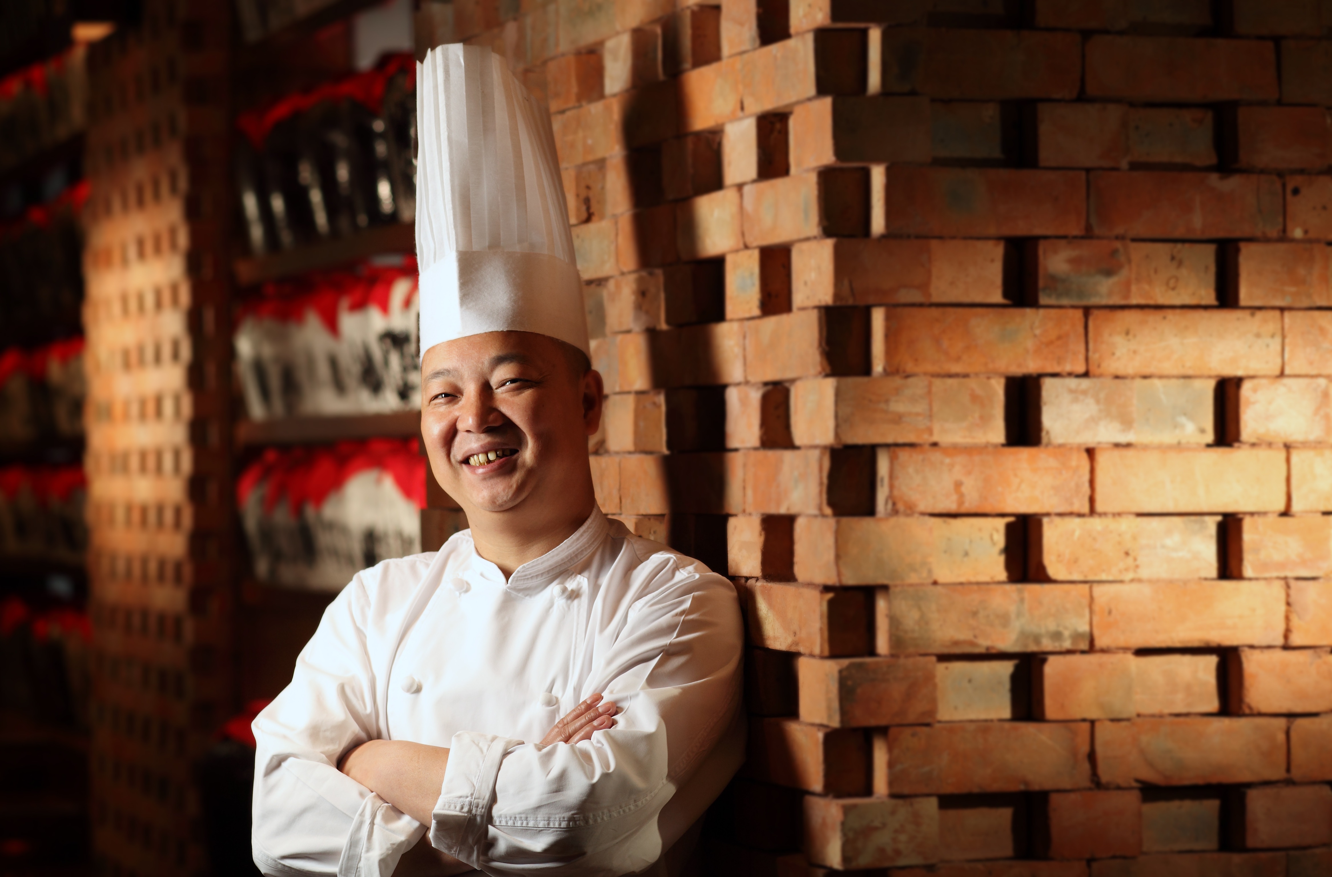Mr. Jun Hu