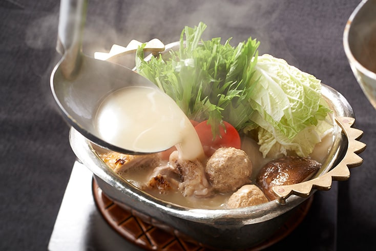 旬の厳選食材を堪能する、旬房のあったか鍋