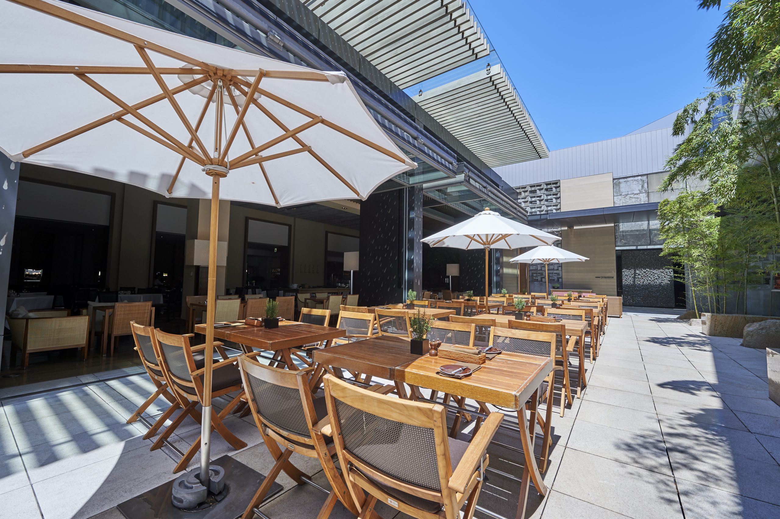 オークドア店内写真 テラス