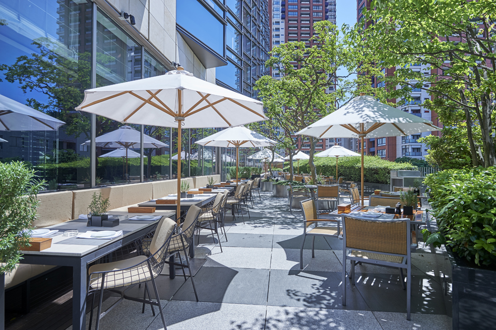 フレンチ キッチン店内写真 テラス