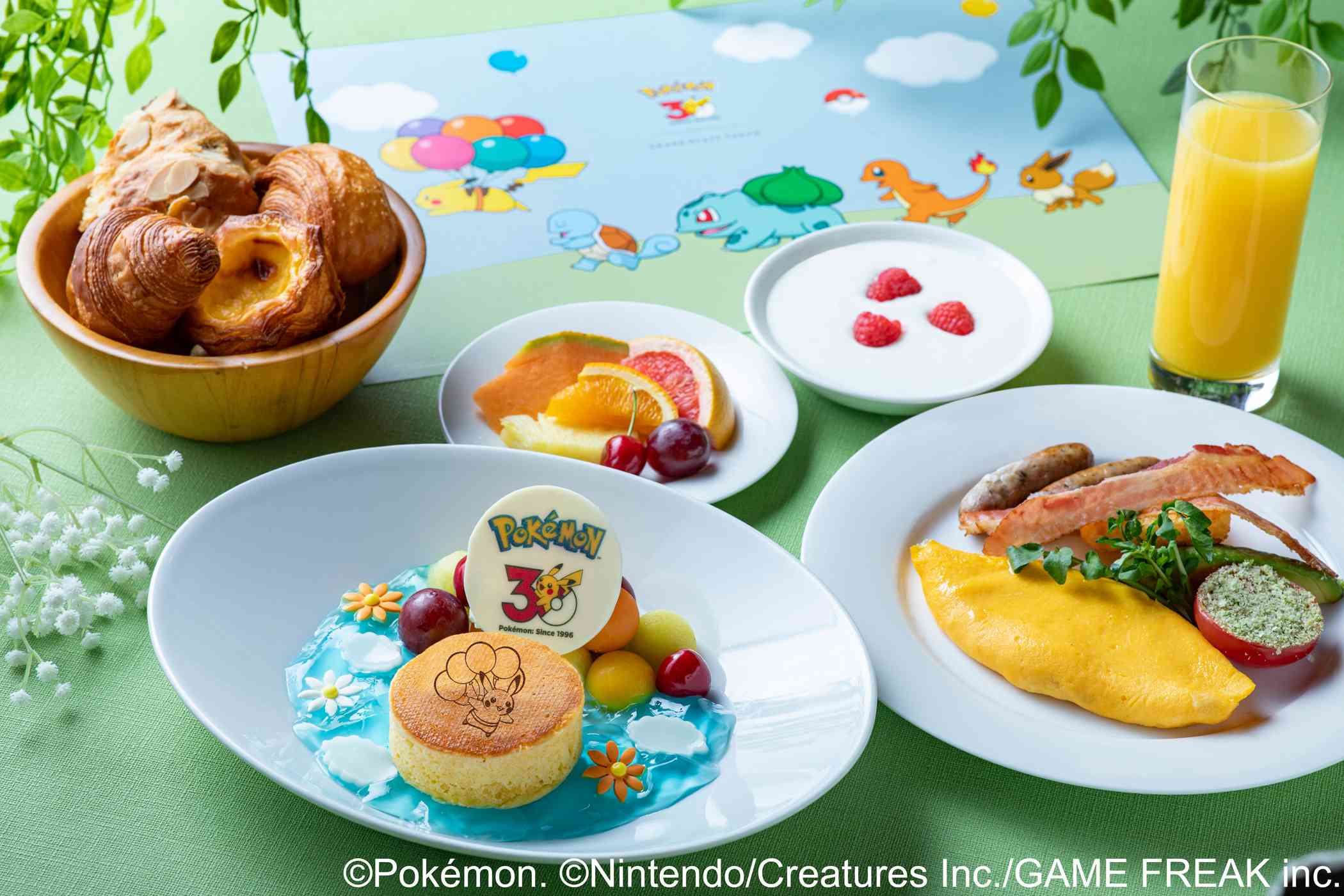 ポケモン30周年コラボレーション グランド アドベンチャー スイートステイ そらとぶピカチュウのパンケーキ 朝食セット