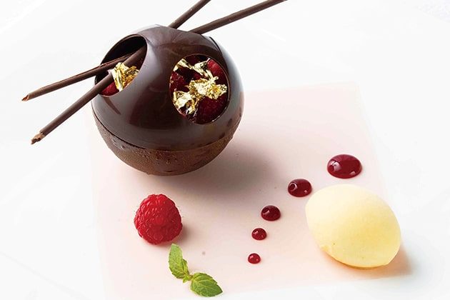 シェフズ スペシャル メニュー ウエディングケーキ チョコレートクープ バニラパンナコッタ